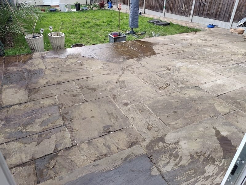 Patio j