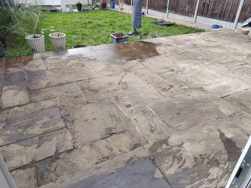 Patio j
